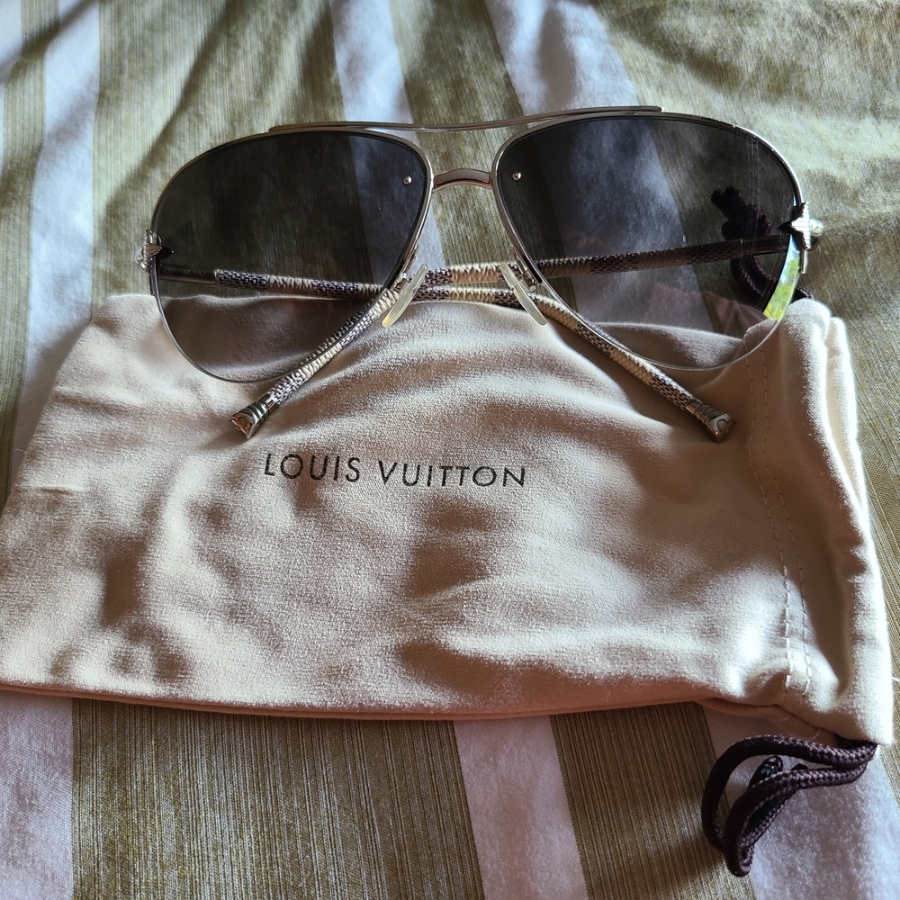 Louis Vuitton Aviator Sunglasses